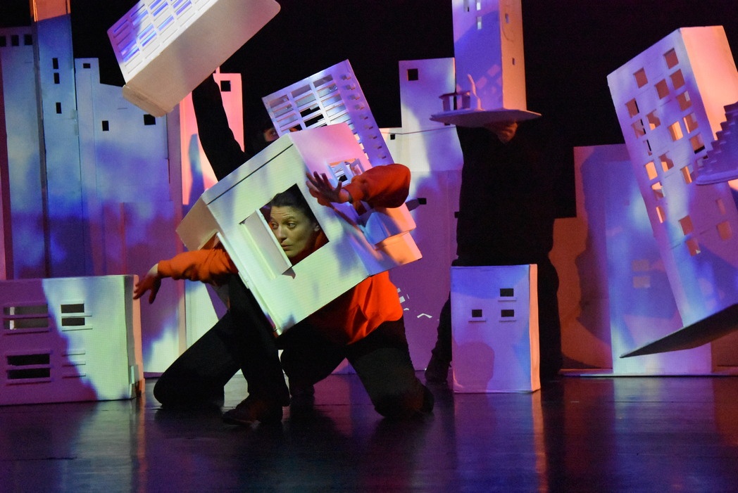 ALISA U KUTIJI ČUDA